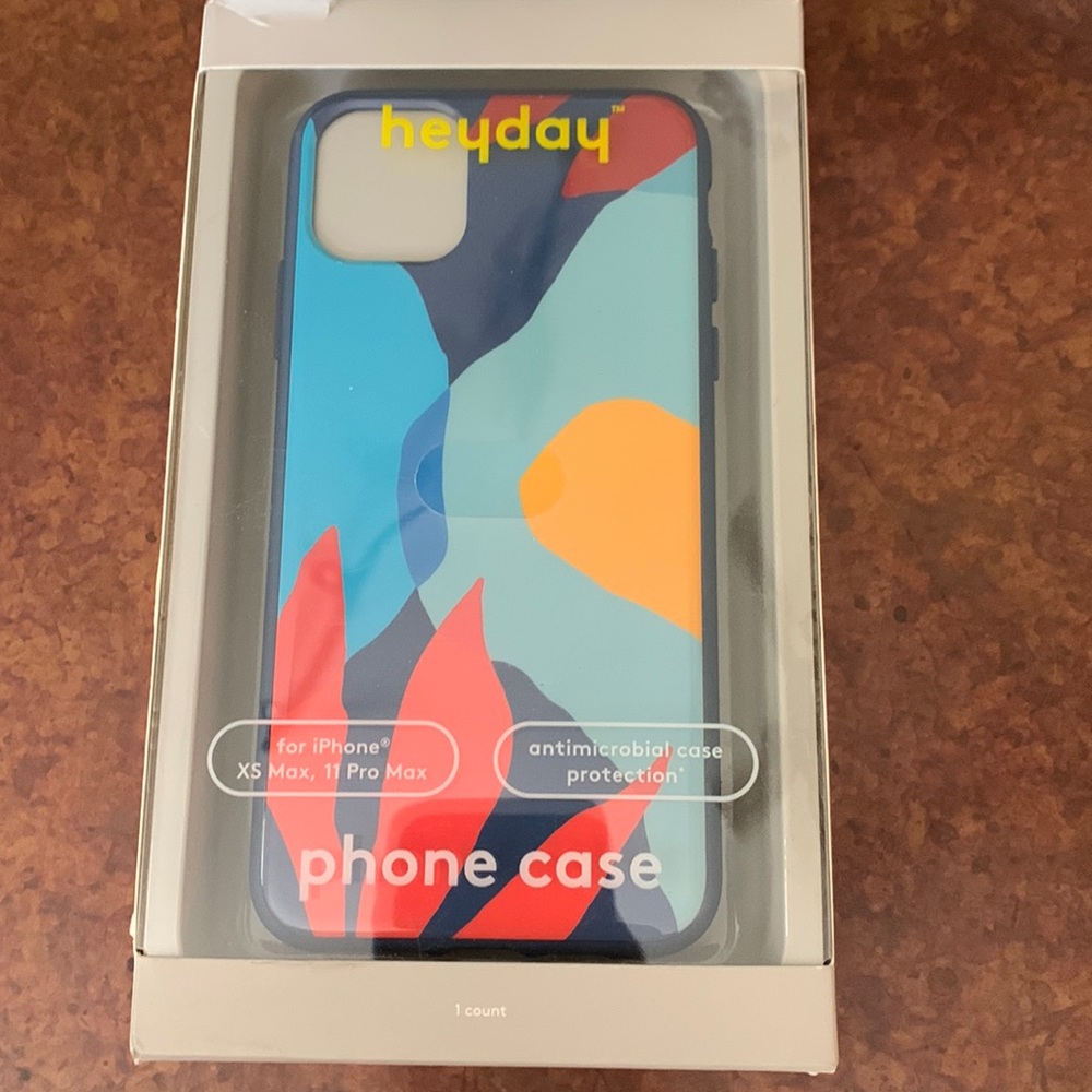 HeyDay Phone Case NWT